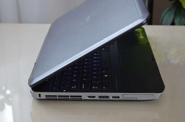 Laptop Dell Latitude E5530, Core i7, Ram 4Gb, HDD 320Gb, 15.6 inch