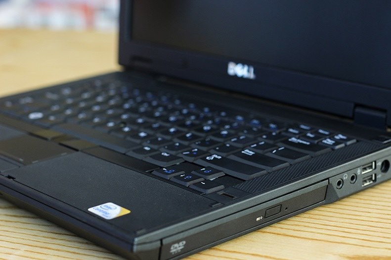 Laptop Dell Lattitude E5400, Core 2 Duo P8600, Ram 2Gb, HDD 120Gb